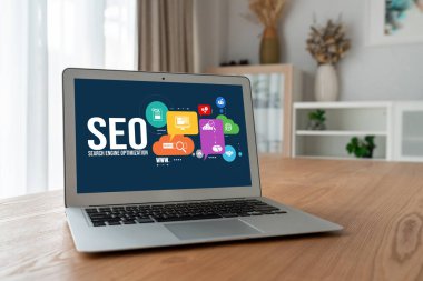 Model e-ticaret için SEO arama motoru optimizasyonu ve bilgisayar ekranında gösterilen çevrimiçi perakende işi