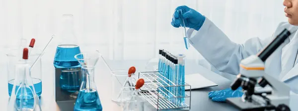 Wissenschaftler Führen Chemische Experimente Und Forschungen Medizinischen Labor Als Bahnbrechende — Stockfoto