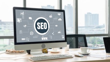 Model e-ticaret için SEO arama motoru optimizasyonu ve bilgisayar ekranında gösterilen çevrimiçi perakende işi