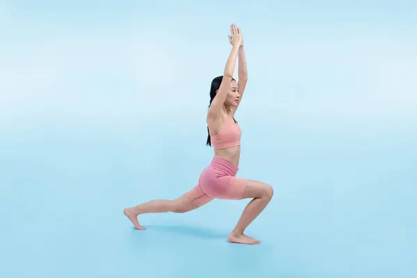 Mujer Asiática Ropa Deportiva Haciendo Ejercicio Yoga Pose Pie Aptitud — Foto de Stock