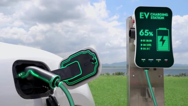 Voiture Électrique Écologique Utilisant Une Batterie Recharge Énergie Propre Station — Video