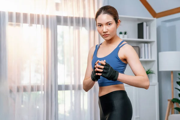 Adapter Jeune Asiatique Portrait Femme Vêtements Sport Préparer Avant Exercice — Photo