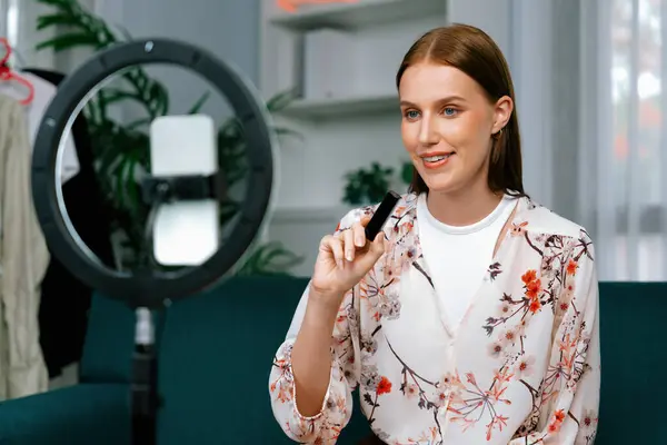 Frauen Influencer Schießen Live Streaming Vlog Video Review Make Äußerste — Stockfoto
