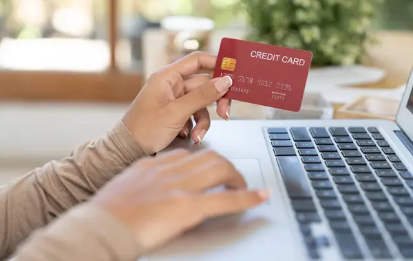 Κλείσιμο Πιστωτική Κάρτα Χρησιμοποιώντας Για Online Πληρωμές Τραπεζικές Και Αγορές — Φωτογραφία Αρχείου