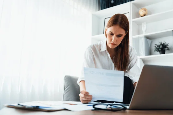 Stressed Young Woman Has Financial Problems Credit Card Debt Pay — Stock Photo, Image