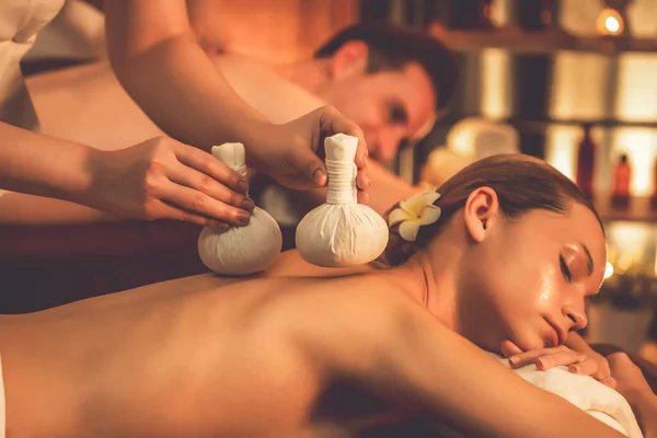 Hot Herbal Ball Spa Massage Body Treatment Masseur Gently Compresses — Stock Photo, Image