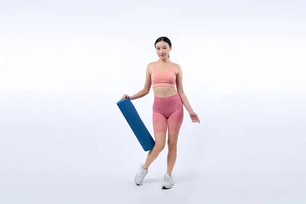 Jovem Atraente Mulher Asiática Retrato Sportswear Com Tapete Exercício Exercício — Fotografia de Stock