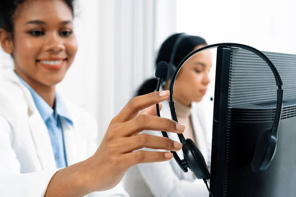 African American Young Businesswoman Wearing Headset Working Office Support Remote — Stock Photo, Image