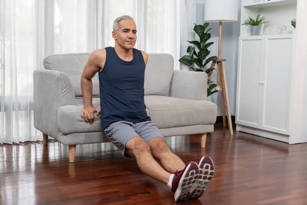 Athletic Active Senior Man Using Furniture Effective Targeting Muscle Push — Stock Photo, Image