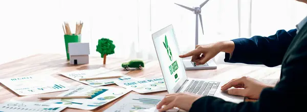 Green Ecology Awareness Campaign Display Laptop Eco Friendly Company Meeting — Stock Photo, Image