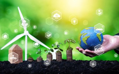 Büyüyen para veya madeni para yığını iş yatırımcısı ile net sıfır ve sürdürülebilir enerji teknolojisine yatırım yapmak. Çevresel sürdürülebilirlikte yeşil iş yatırımları ve finansal büyüme. Boşluk