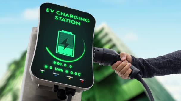 Üzletember Húzza Töltő Feltölteni Elektromos Autók Akkumulátor Töltőállomás Zöld Eco — Stock videók