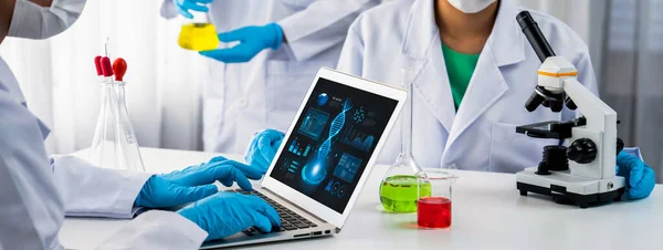 Laboratory Research Team Advance Healthcare Scientific Expertise Laboratory Equipment Innovative — Stock Photo, Image
