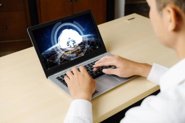 Mod uzak çalışma ve kişisel veri depolama için bulut hesaplama yazılımı