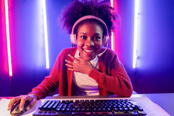 Gaming Streamer African Girl Playing Online Fighting Esport Skilled Team — Stock Photo, Image