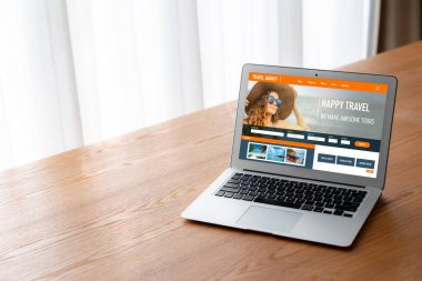 Model arama ve seyahat planlama için internet sitesi uçuş, otel ve tur rezervasyonları için anlaşma ve paket sunuyor
