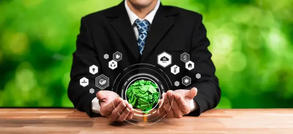 Бізнесмен Який Тримає Зелену Рослину Іконою Екологічного Цифрового Дизайну Символізує — стокове фото