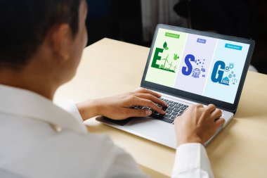 Model işletmelerin ESG çevresel yönetim politikası yüksek ESG puanı elde etmek için bir standart belirler