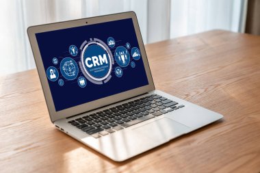 CRM işletme ve işletme için modern bilgisayarda müşteri ilişkileri yönetim sistemi