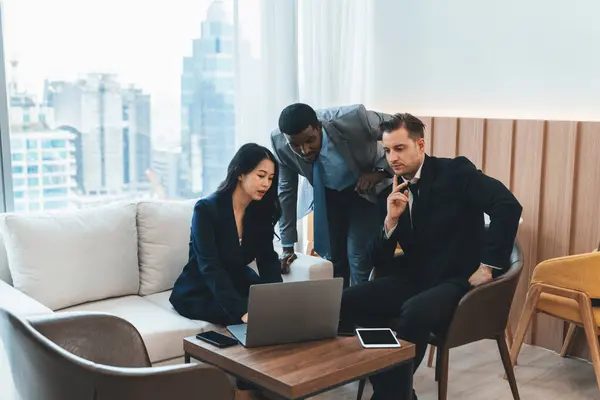 Diverse Business Team Looking Laptop While Discussing Business Idea Group — Stock Photo, Image