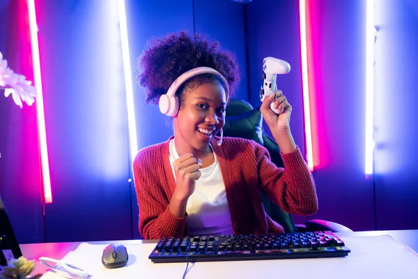 African American Girl Gaming Streamer Team Winner Playing Online Fighting — Stock Photo, Image
