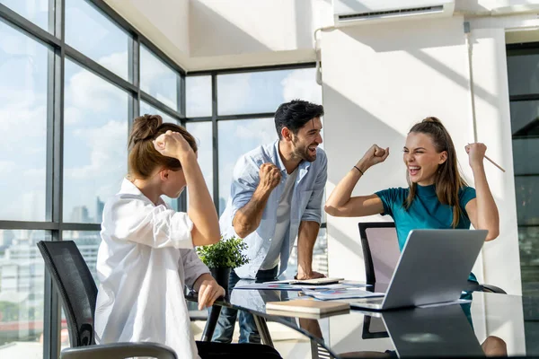 Group Happy Businesspeople Celebrate Successful Project Professional Business Team Win — Stock Photo, Image