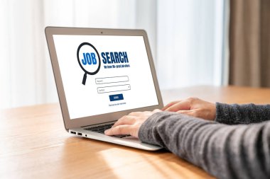 Çalışanların işe alım İnternet ağındaki iş fırsatlarını araması için mod web sitesinde online iş araması