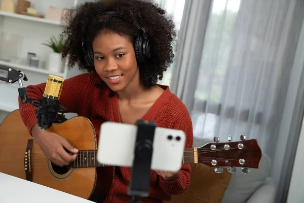 Host Channel Musician Young African American Playing Guitar Singing Broadcasting — Stock Photo, Image