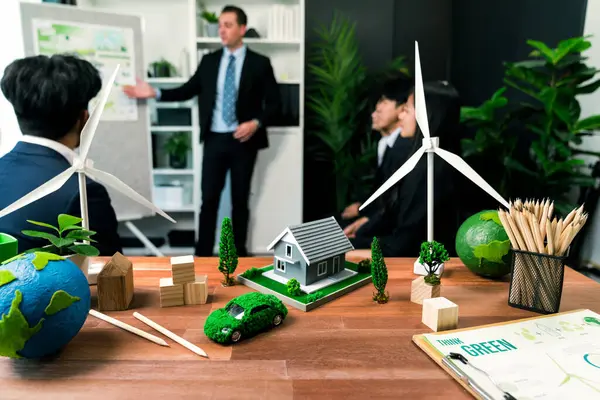 Mockup Elektromos Autó Környezetbarát Energiainfrastruktúrával Asztalon Homályos Háttérrel Produktív Üzleti — Stock Fotó