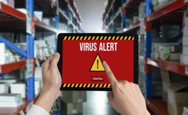 Bilgisayar ekranındaki virüs uyarısı mobil siber tehdit, hacker, bilgisayar virüsü ve kötü amaçlı yazılım tespit edildi