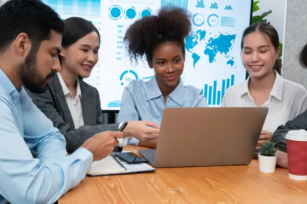 Multiracial Analyst Team Use Dashboard Data Analyze Financial Report Meeting — Stock Photo, Image