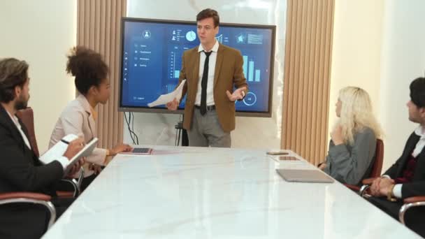 Tension Conflit Stressante Pendant Réunion Entreprise Négociation Affaires Divers Professionnels — Video