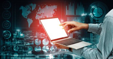 İş Mali Analitik Konsepti için Büyük Veri Teknolojisi. Modern arayüz ekranda iş satış raporları, kâr tablosu ve borsa eğilimleri analizleri hakkında muazzam bilgiler gösteriyor. uds