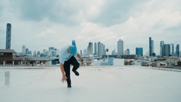 Caucasian Boy Dancer Practicing Street Dancing Rooftop Skilled Break Dancer — Stock Video