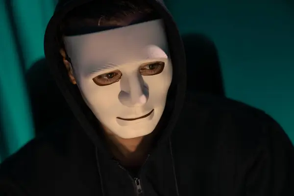 White Criminal Anonymous Mask Installing Coding Password Encryption Programming Hack — Stock Photo, Image