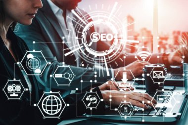 SEO - Çevrimiçi Pazarlama Konsepti için Arama Motoru Optimizasyonu. Müşteri arama ve pazar stratejisini optimize ederek anahtar kelime araştırma web sitesinin tanıtımını gösteren modern arayüz. uds