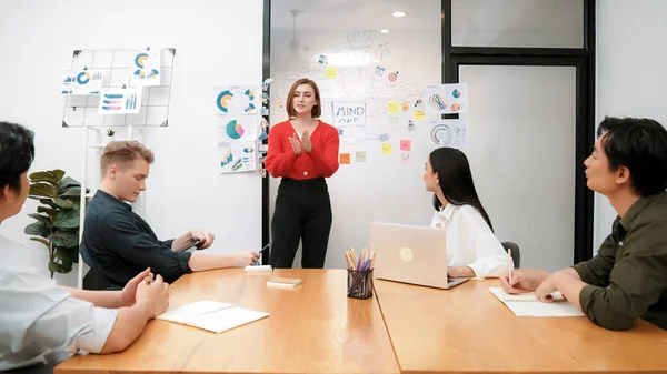Young Beautiful Leader Presents Marketing Strategy While Expert Investor Project — Stock Photo, Image