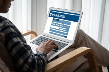 Kolay form doldurma için sağlık sigortası web sitesi mod kayıt sistemi