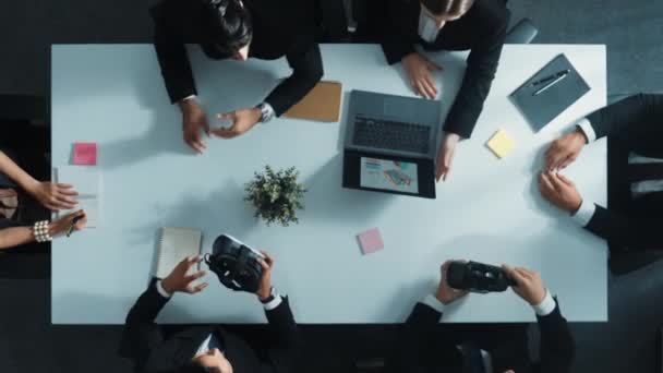 Вид Зверху Менеджера Дає Головний Набір Бізнесменів Час Бізнес Леді — стокове відео