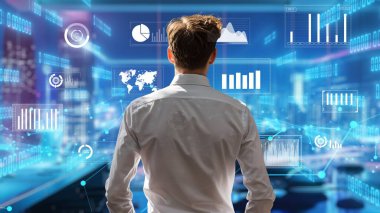 Finansal danışman veya tüccar BI ticari istihbarat veri tablosu ve grafik gösterge paneli ile çalışarak pazarlama stratejisi araştırması için karar veriyor..