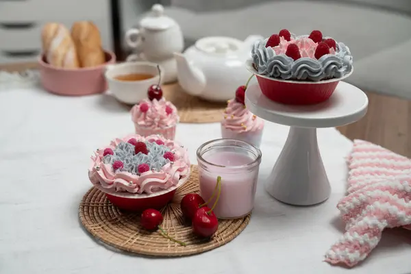 Presentation Piece Cupcake White Standing Cake Tea Pot Set Concept — Stock Photo, Image