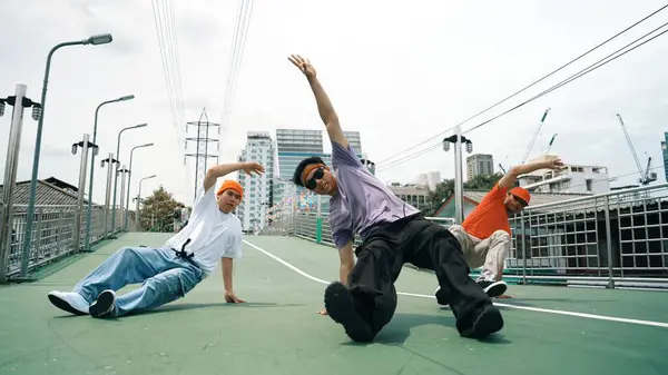 Group Professional Break Dancer Dancing Together Moving Hip Hop Music — Stock Photo, Image