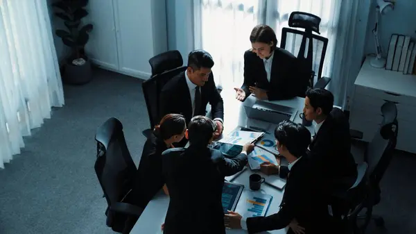 Top Visning Forskellige Business Team Diskutere Markedsføring Ide Mens Forretningsmand - Stock-foto