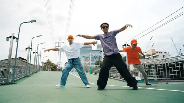 Grupp Professionella Break Dansare Dansar Tillsammans Eller Flytta Till Hip — Stockfoto
