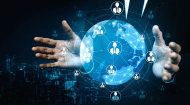 Halk ağı ve küresel iletişim konsepti. Toplumun modern arayüzüne sahip iş adamları, sosyal medya platformuyla birçok insanı uluslararası iş dünyasına bağlıyor. uds