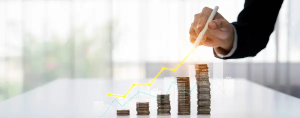 Stos Monet Cyfrowym Wskaźnikiem Graficznym Symbolizującym Inwestycje Przedsiębiorstw Wzrost Gospodarczy — Zdjęcie stockowe