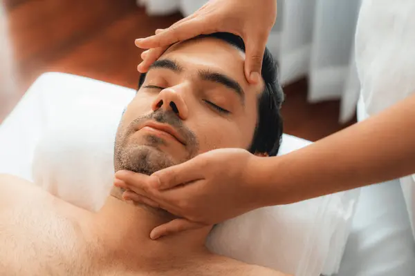 Caucasian Man Enjoying Relaxing Stress Head Massage Pampering Facial Beauty — Stock Photo, Image