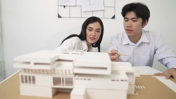 Closeup Skilled Architecture Engineer Team Measure Decide House Model While — Stock Video