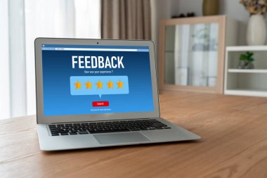 Müşteri geribildirim ve şirket işleri için mod bilgisayar yazılımı analizi