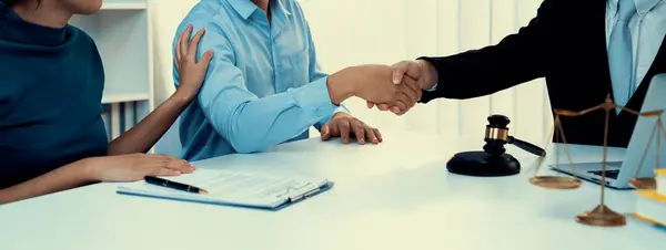 Couple Shake Hand Lawyer Successfully Completing Marriage Certification Receiving Legal — Stock Photo, Image